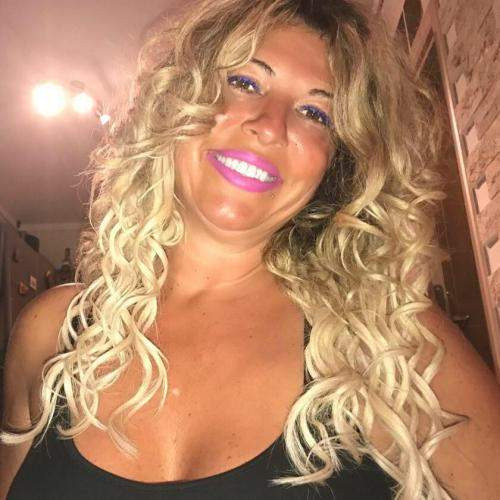 Oon sellanen bilehile joka tykkää käydä viihteellä.